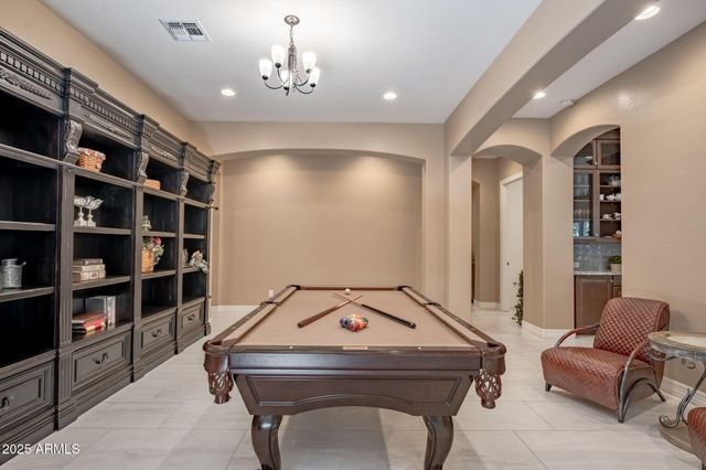 1988 E BLACKHAWK Drive, Gilbert, AZ 85298