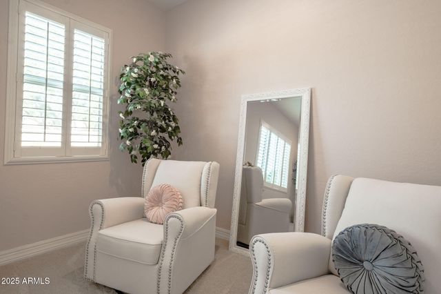 1988 E BLACKHAWK Drive, Gilbert, AZ 85298