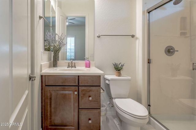 1988 E BLACKHAWK Drive, Gilbert, AZ 85298