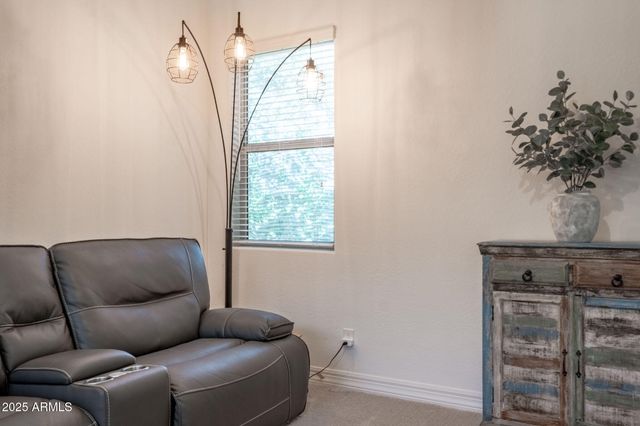 1988 E BLACKHAWK Drive, Gilbert, AZ 85298