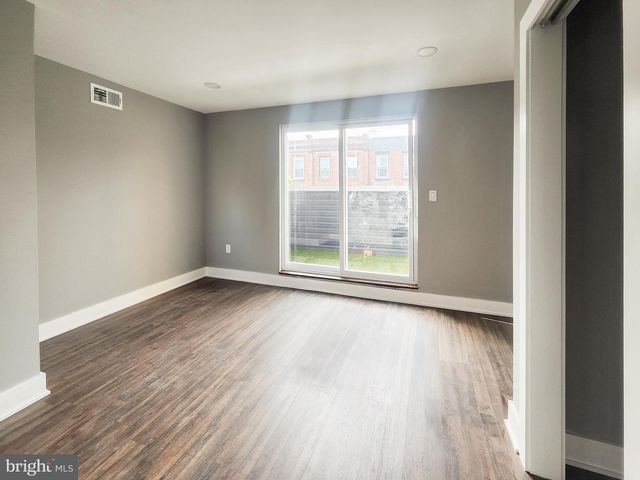 429 TASKER ST, Philadelphia, PA 19148