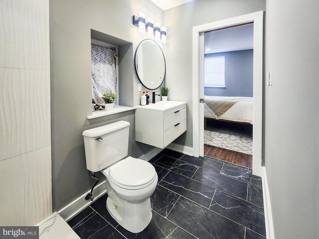 429 TASKER ST, Philadelphia, PA 19148
