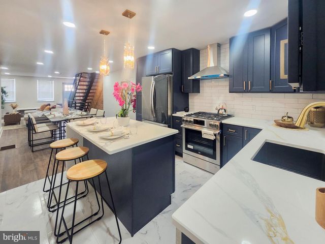 429 TASKER ST, Philadelphia, PA 19148