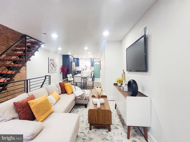 429 TASKER ST, Philadelphia, PA 19148