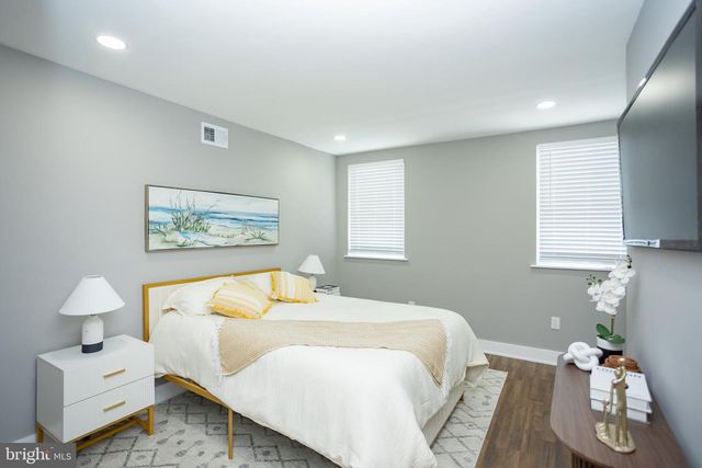 429 TASKER ST, Philadelphia, PA 19148