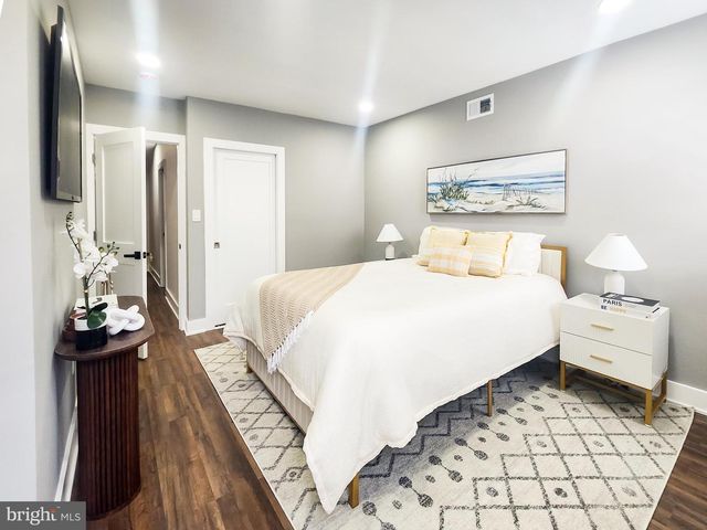 429 TASKER ST, Philadelphia, PA 19148
