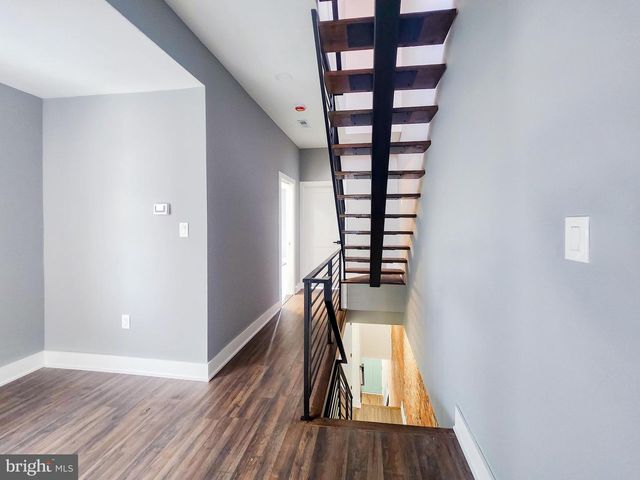 429 TASKER ST, Philadelphia, PA 19148