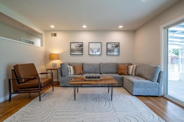 5444 Clovercrest Drive, San Jose, CA 95118