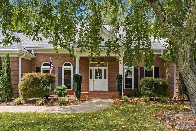 145 Baymount Drive, Statesville, NC 28625