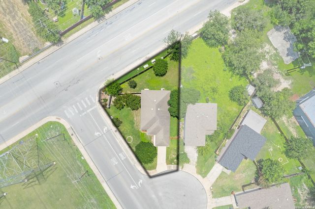 8403 Obra Dr, San Antonio, TX 78254