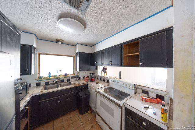 155 Englehart, San Antonio, TX 78264