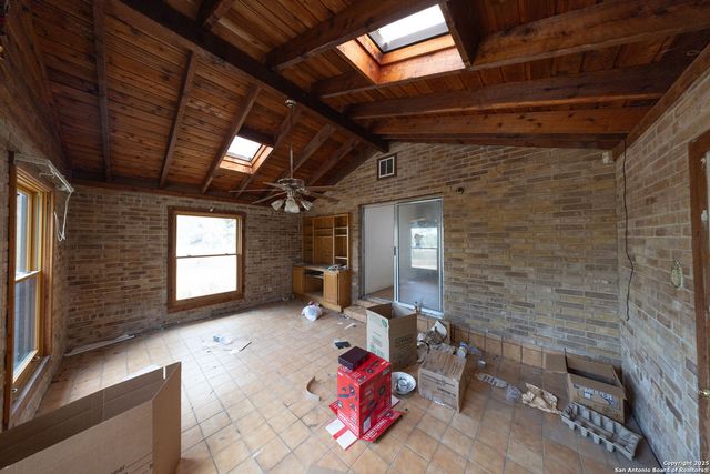 155 Englehart, San Antonio, TX 78264