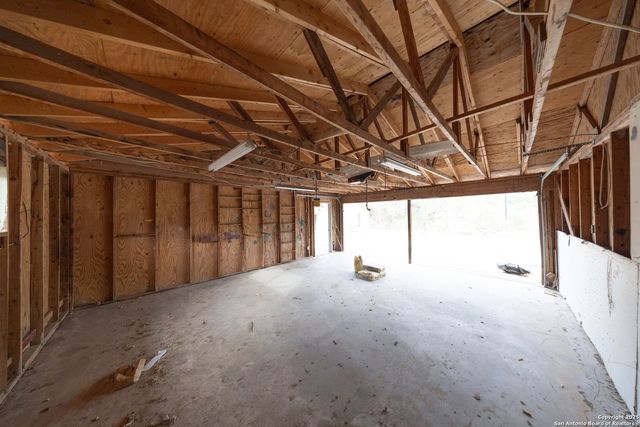 155 Englehart, San Antonio, TX 78264