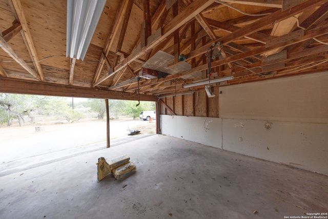 155 Englehart, San Antonio, TX 78264