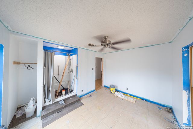 155 Englehart, San Antonio, TX 78264