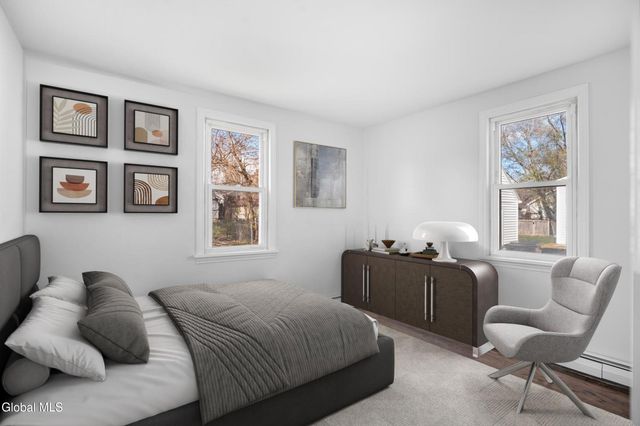 1264 Floral Avenue, Rotterdam, NY 12306