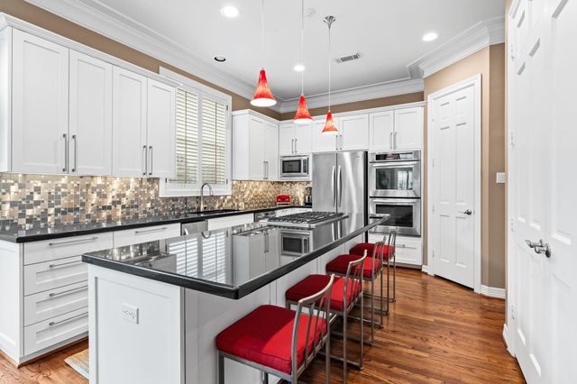 47 Milan Estates, Houston, TX 77056