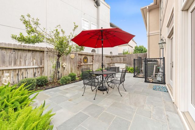 47 Milan Estates, Houston, TX 77056