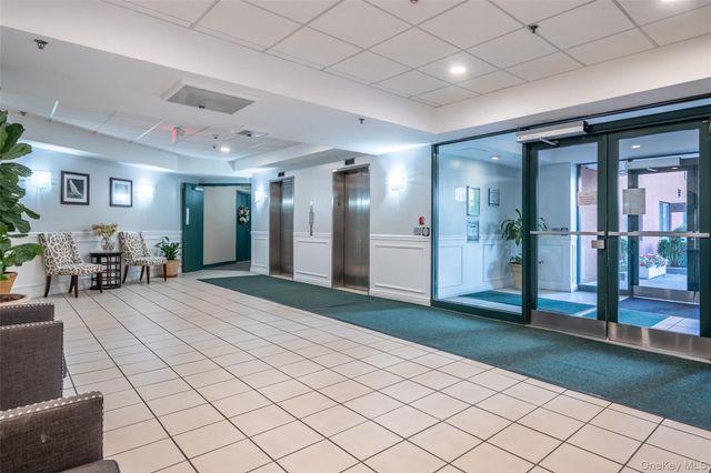 123 Mamaroneck Avenue 103, Mamaroneck, NY 10543