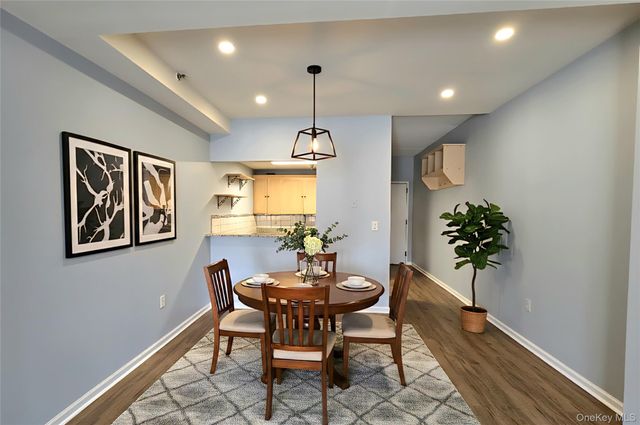 123 Mamaroneck Avenue 103, Mamaroneck, NY 10543