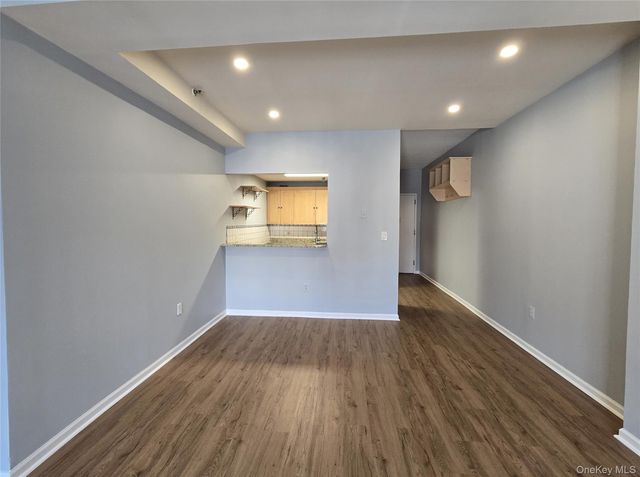 123 Mamaroneck Avenue 103, Mamaroneck, NY 10543