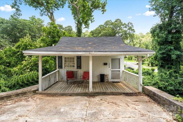 904 Edgewood Circle, Gastonia, NC 28052