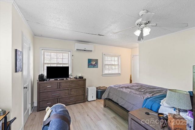 904 Edgewood Circle, Gastonia, NC 28052
