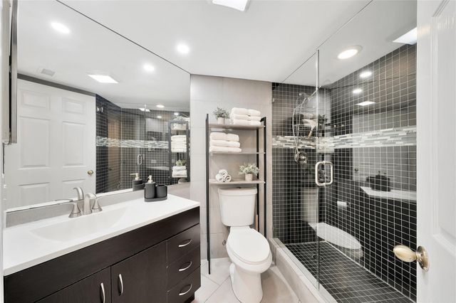 2005 SE 10th Avenue 419, Fort Lauderdale, FL 33316