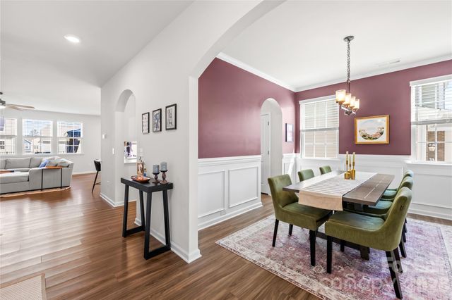 12111 Bishop Castle Drive, Charlotte, NC 28273