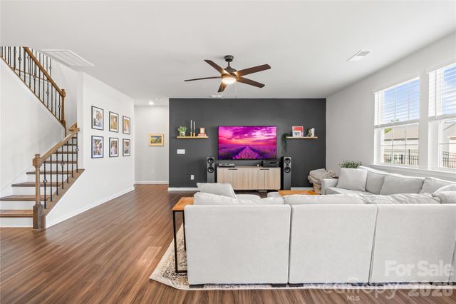 12111 Bishop Castle Drive, Charlotte, NC 28273