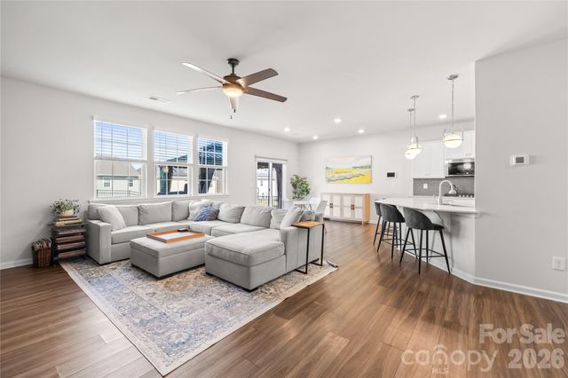 12111 Bishop Castle Drive, Charlotte, NC 28273