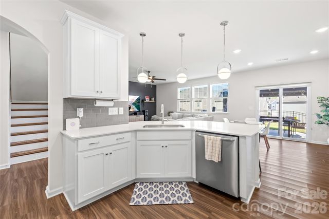 12111 Bishop Castle Drive, Charlotte, NC 28273