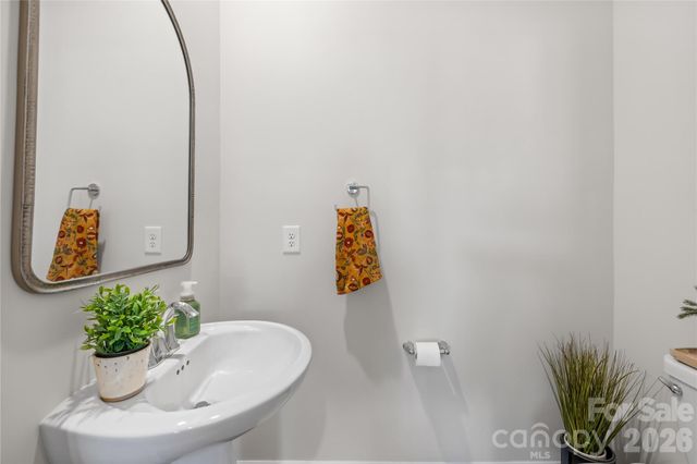 12111 Bishop Castle Drive, Charlotte, NC 28273