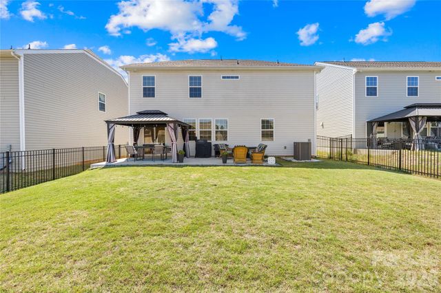 12111 Bishop Castle Drive, Charlotte, NC 28273