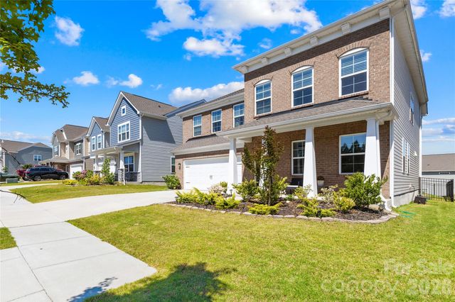 12111 Bishop Castle Drive, Charlotte, NC 28273