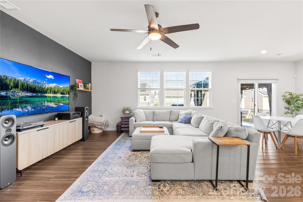 12111 Bishop Castle Drive, Charlotte, NC 28273