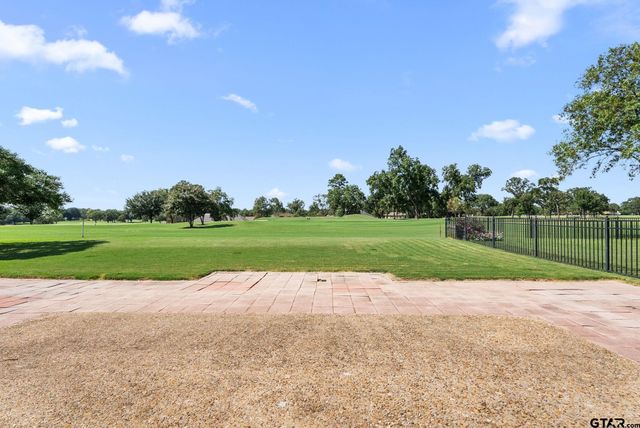 156 S Bay Drive, Bullard, TX 75757