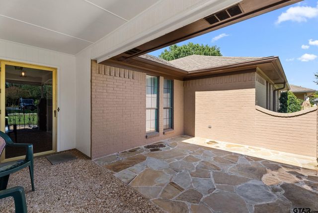 156 S Bay Drive, Bullard, TX 75757