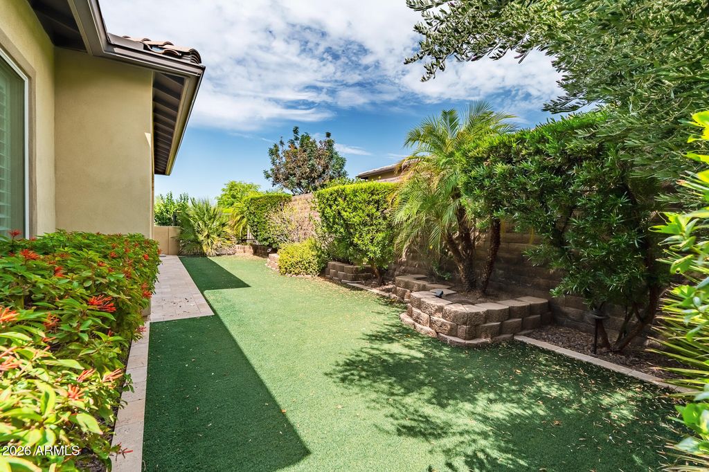 13434 W HUMMINGBIRD Terrace, Peoria, AZ 85383 — photo 4