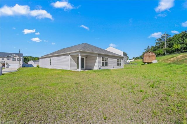 5026 Crest Court, Trinity, NC 27370