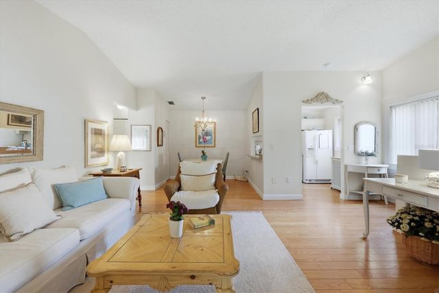 5765 GARDENS DRIVE, Sarasota, FL 34243