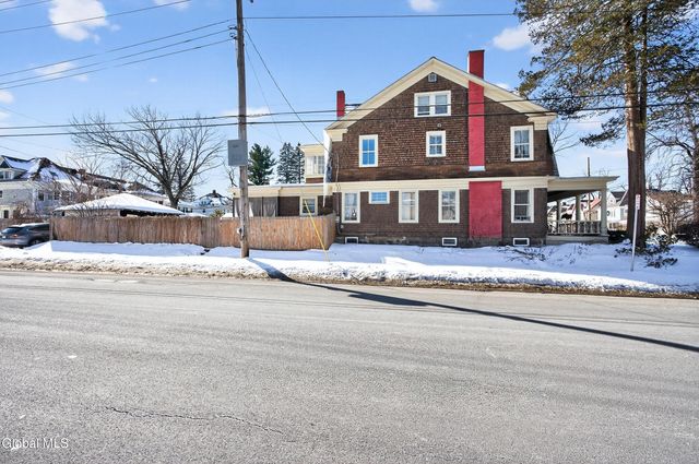 1096 Waverly Place, Schenectady, NY 12308