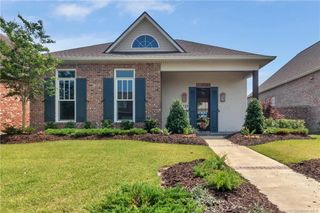 1221 Five Oaks Drive, Lake Charles, LA 70605