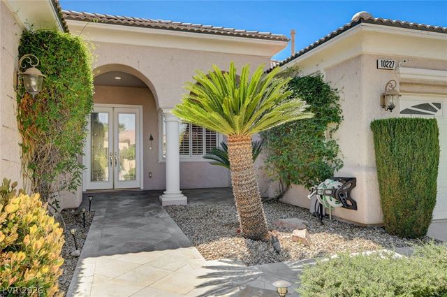 10227 Donde Avenue, Las Vegas, NV 89135