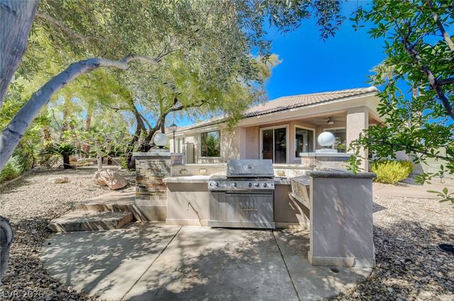 10227 Donde Avenue, Las Vegas, NV 89135