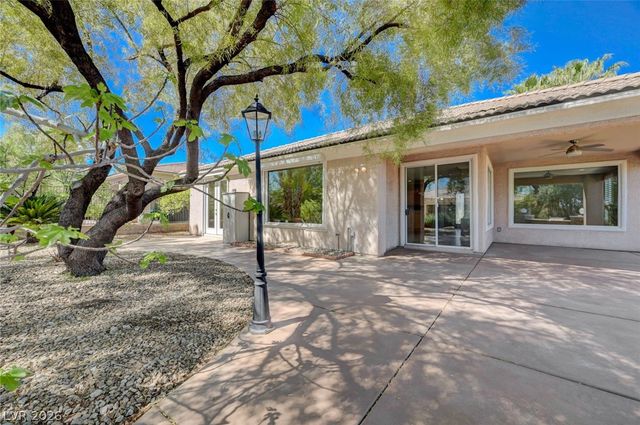 10227 Donde Avenue, Las Vegas, NV 89135