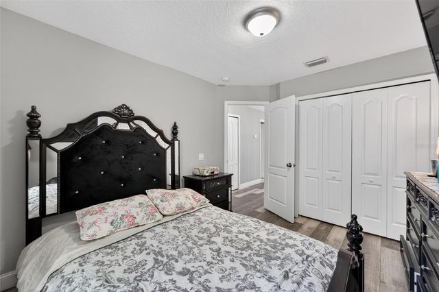 618 SOMERSTONE DRIVE, Valrico, FL 33594