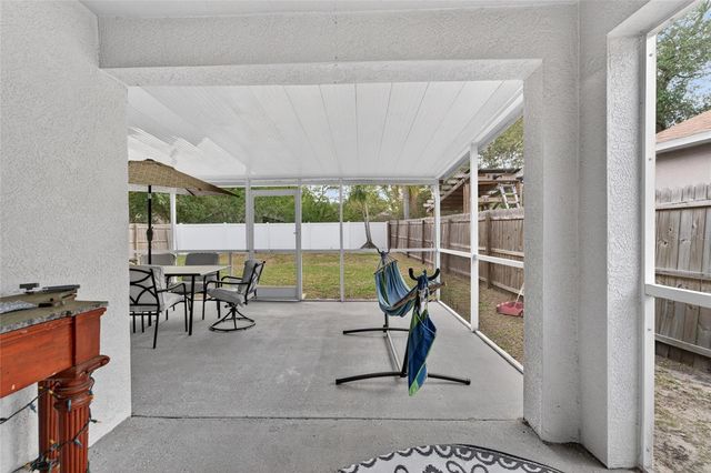 618 SOMERSTONE DRIVE, Valrico, FL 33594