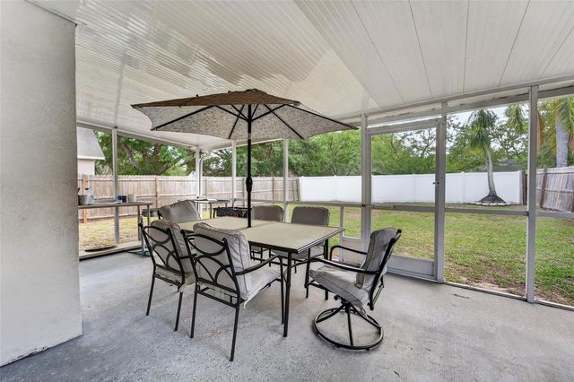 618 SOMERSTONE DRIVE, Valrico, FL 33594