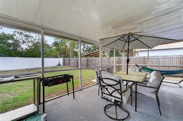 618 SOMERSTONE DRIVE, Valrico, FL 33594